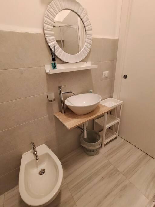 Aura Apartment Bari Luaran gambar