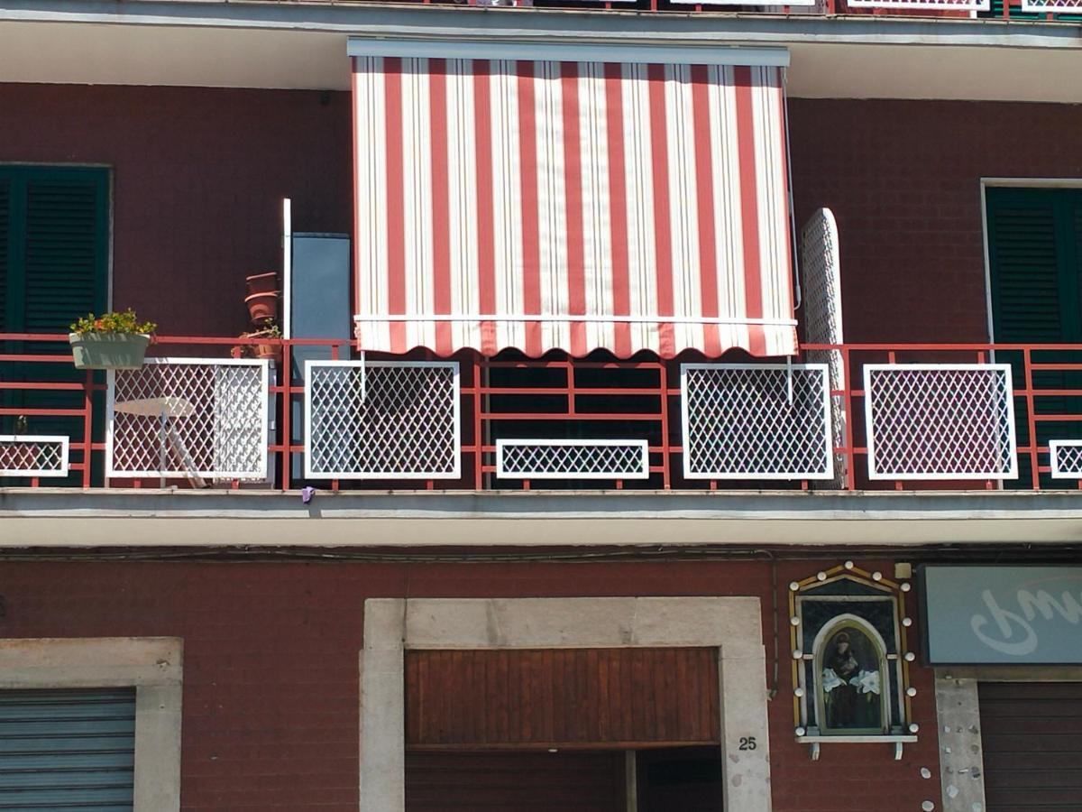 Aura Apartment Bari Luaran gambar